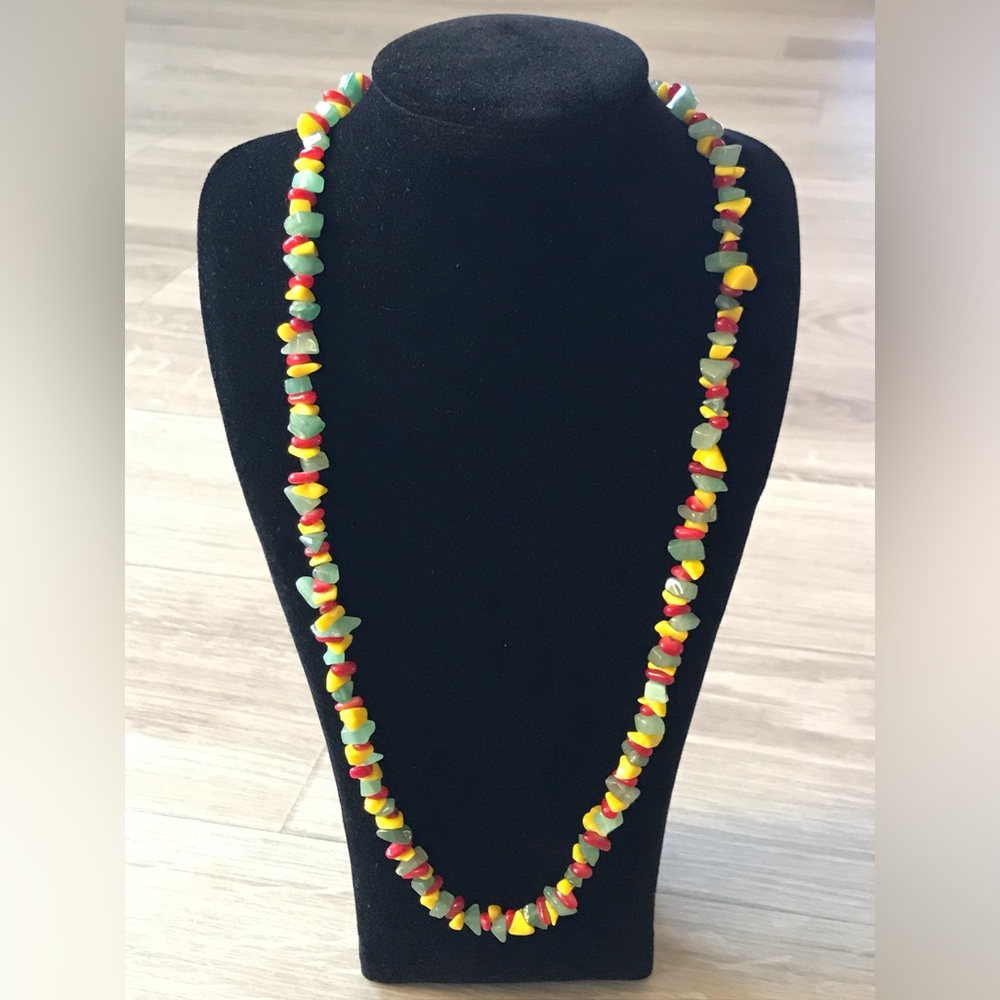 OFFERS WELCOMED Beautiful Vibrant Colorful Semi precious Jade Chip Necklace